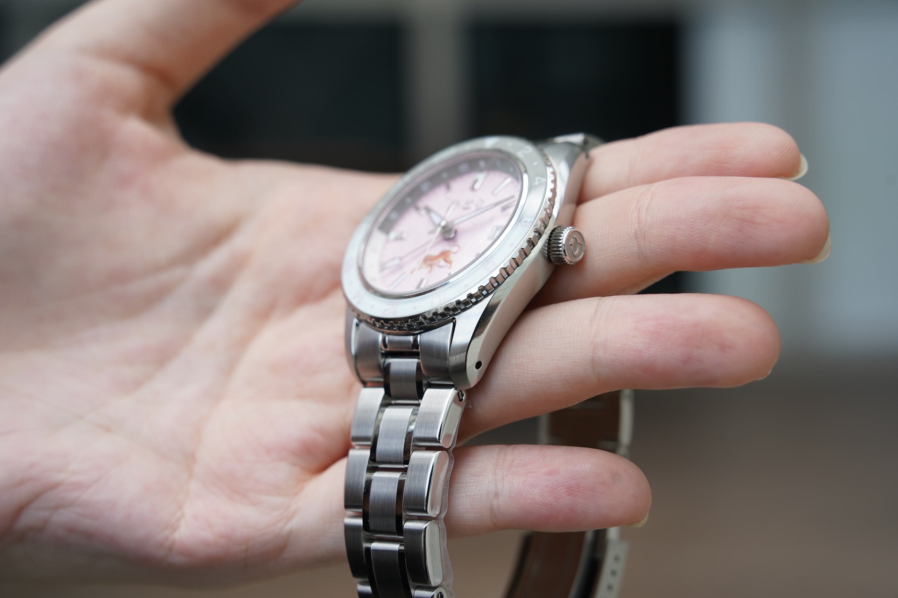 Cherish the intricate details of the well-executed finishing.