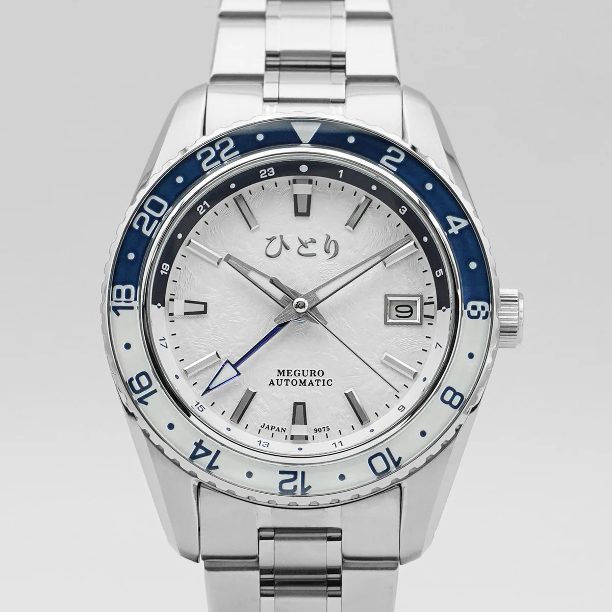 Meguro GMT Fuyu White, view 2